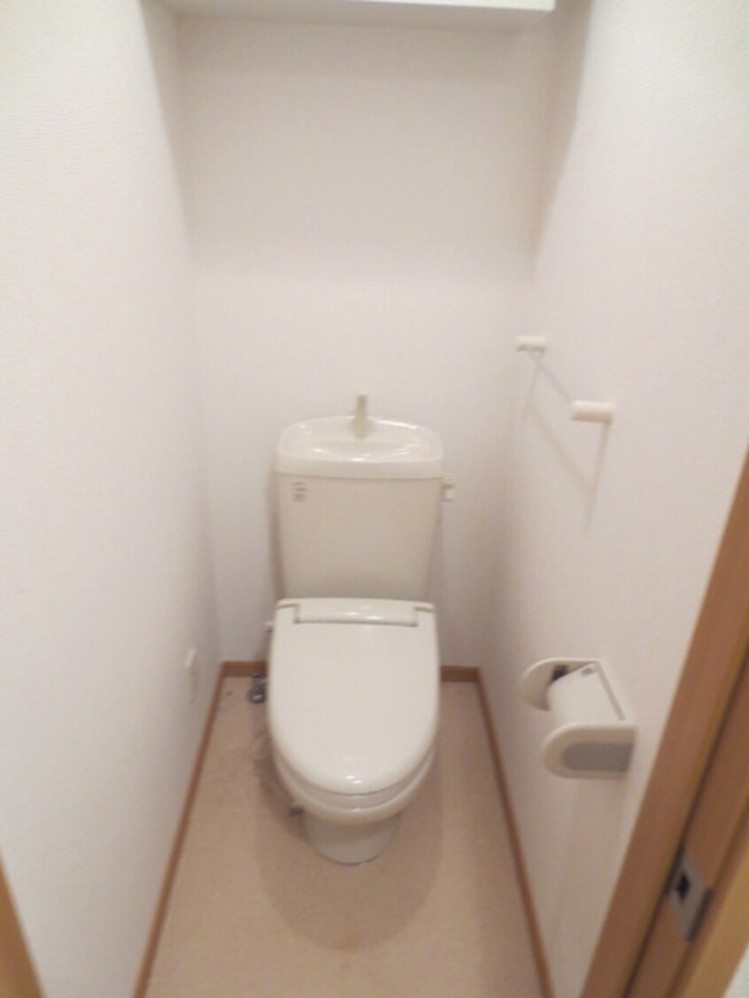 トイレ セレ－ノＢ