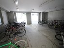 駐輪場 インベスト北梅田