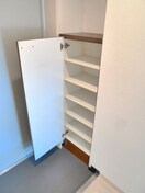 靴箱 インベスト北梅田