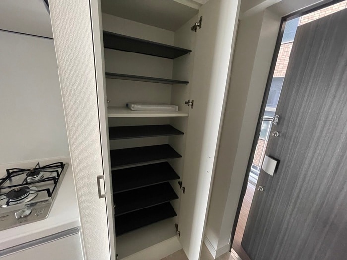 靴箱 ﾚｵﾝｺﾝﾌｫｰﾄ難波ﾘｵ(1404)