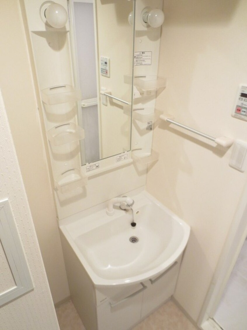 洗面 アイ・ウエスト茨木