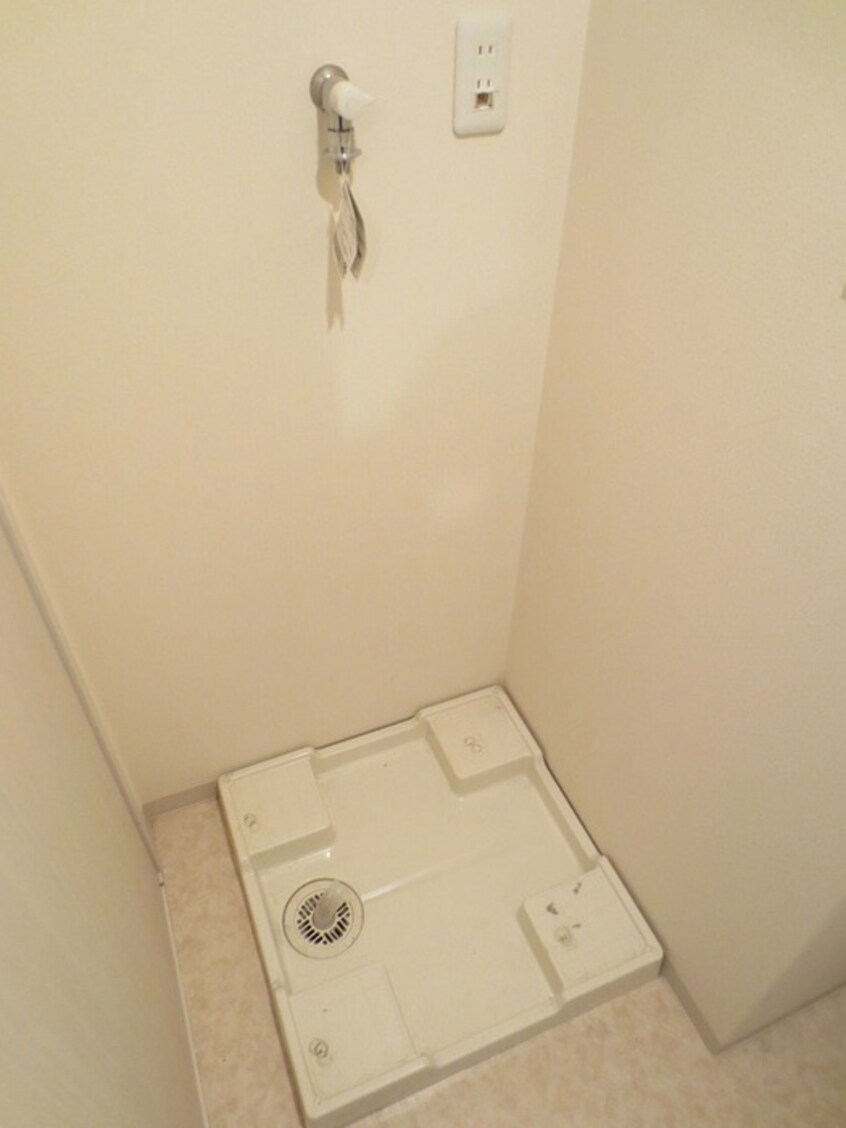 洗濯機置場 アイ・ウエスト茨木