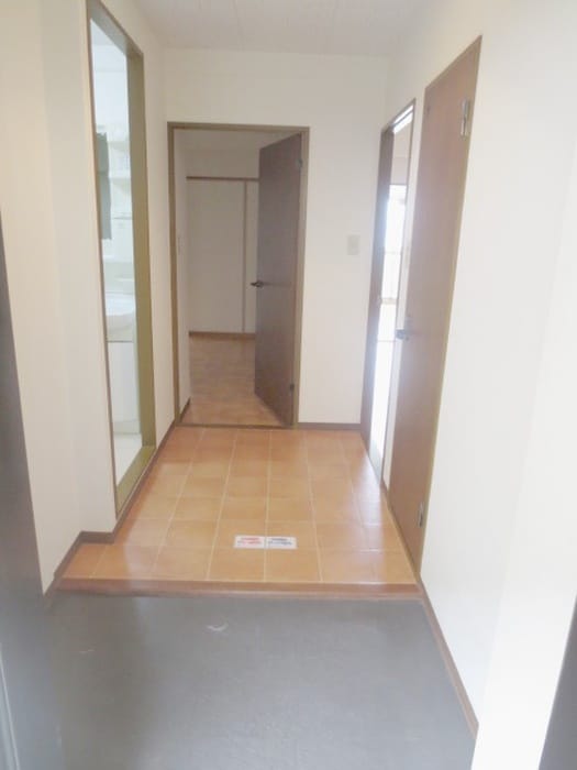 玄関 マンション　新屋