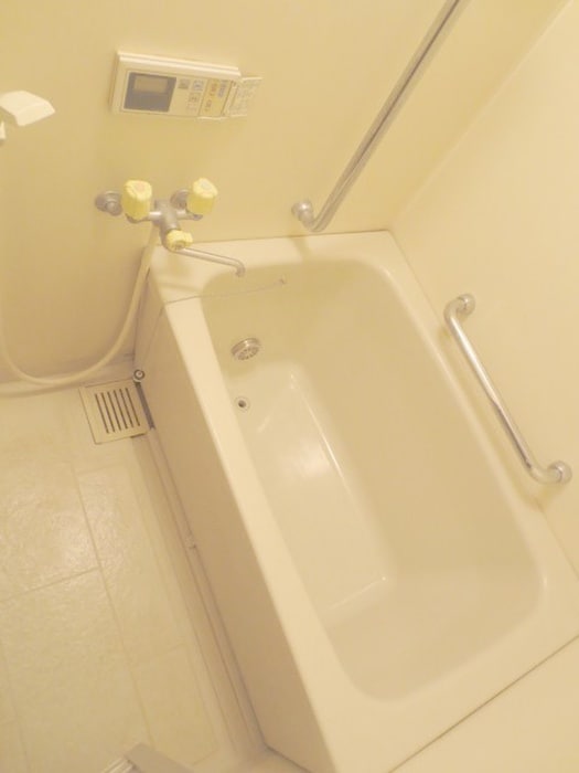 バス／シャワールーム等 マンション　新屋