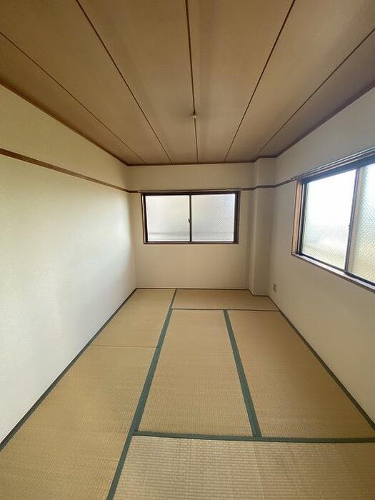居室 シャルマン三栗Ｂ棟