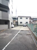 駐車場 エスリ－ド福島(502)