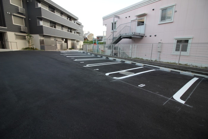 駐車場 メルヴェイユ泉