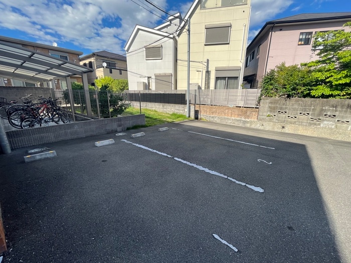 駐車場 エルクレール甲東
