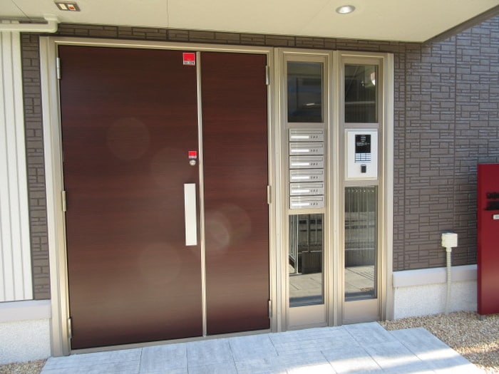 エントランス部分 セジュール石山