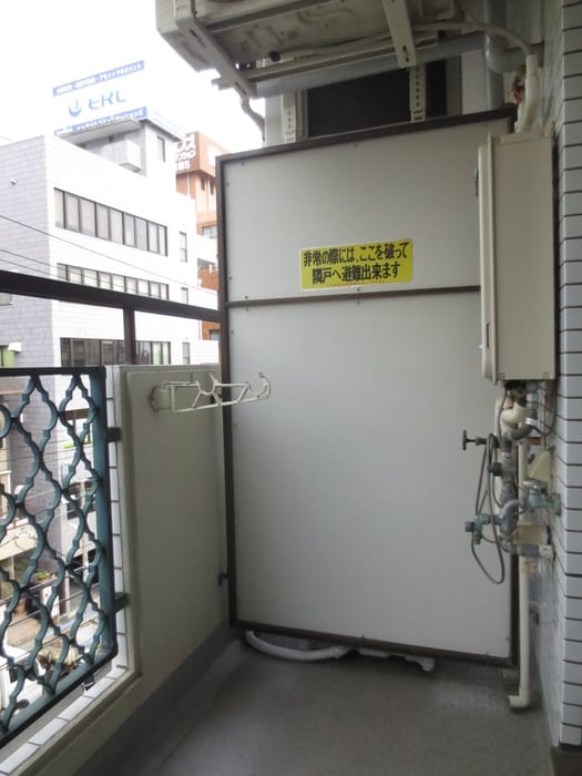 洗濯機置場 シャルムメゾン六甲道(４０２)