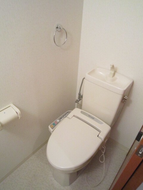 トイレ 浪速コ－ト