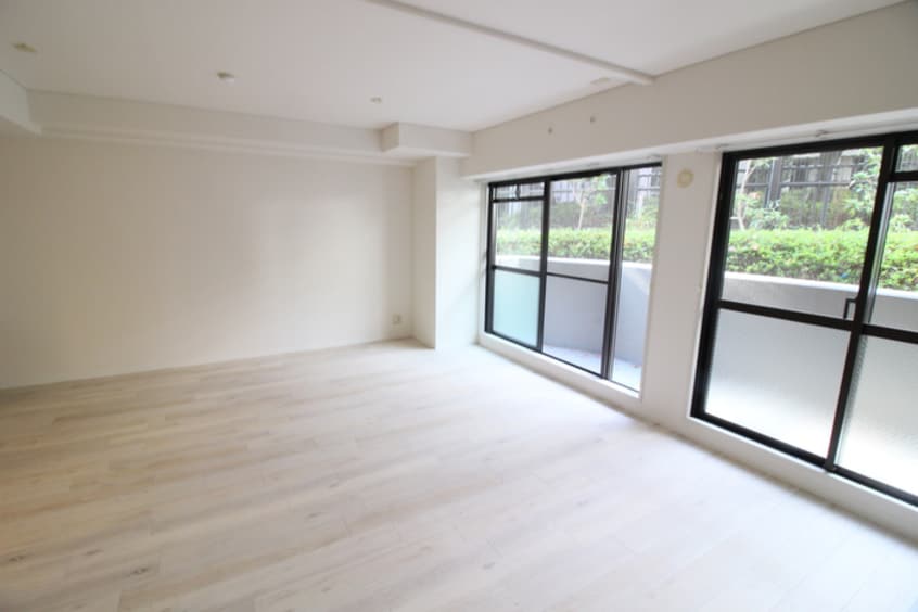 居室 レスカ－ラ緑地公園