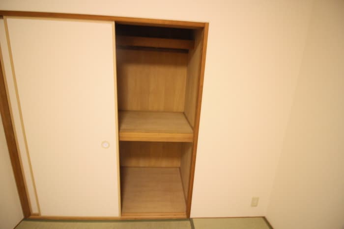 収納 レスカ－ラ緑地公園