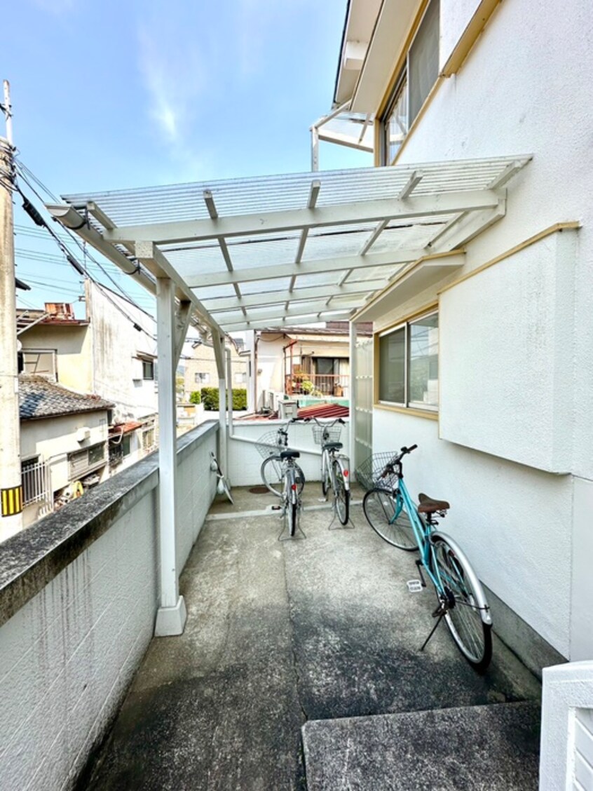 駐輪場 エモン山科