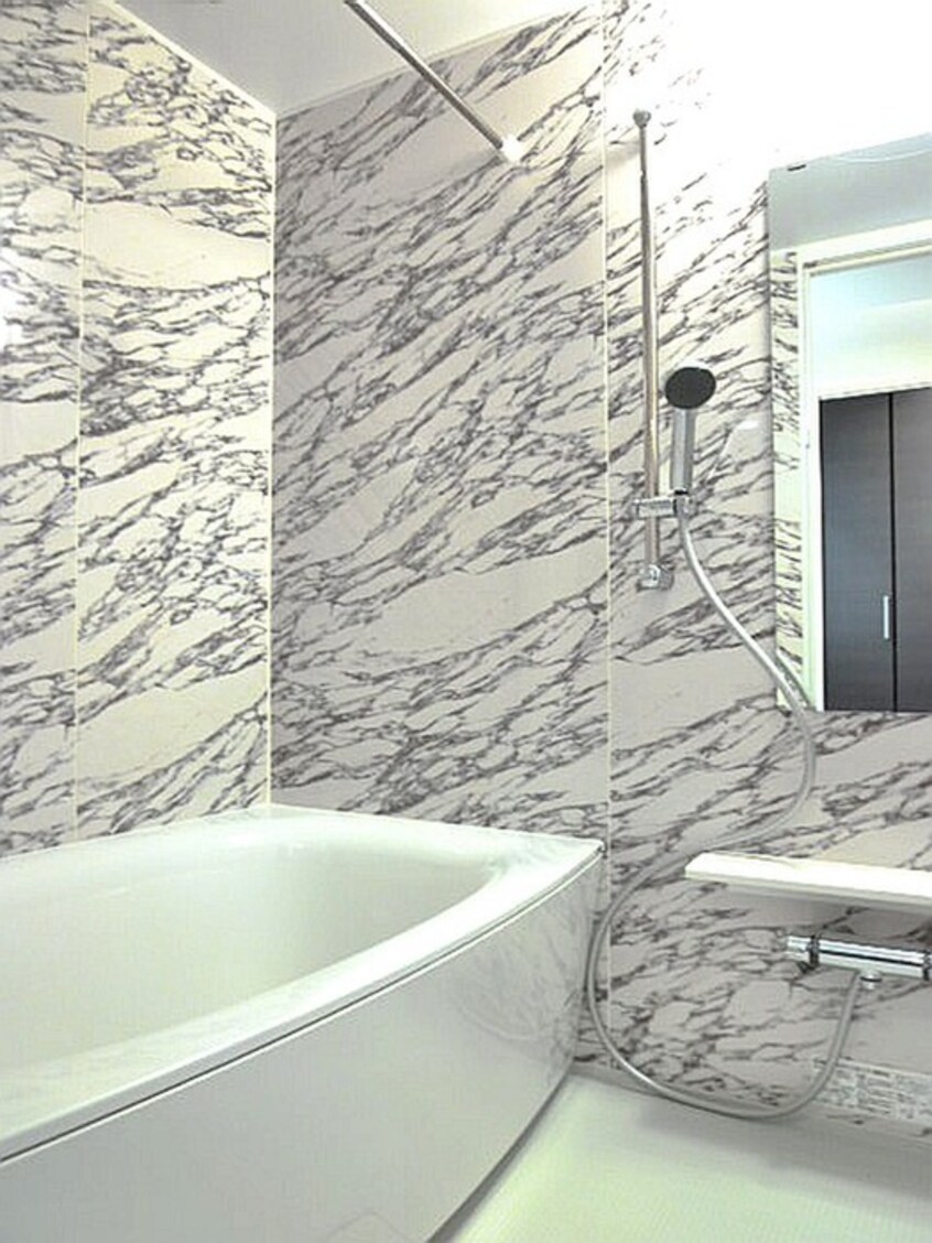 バス／シャワールーム等 Ｙ　ｓ　Ｃｏｕｒｔ東梅田　　