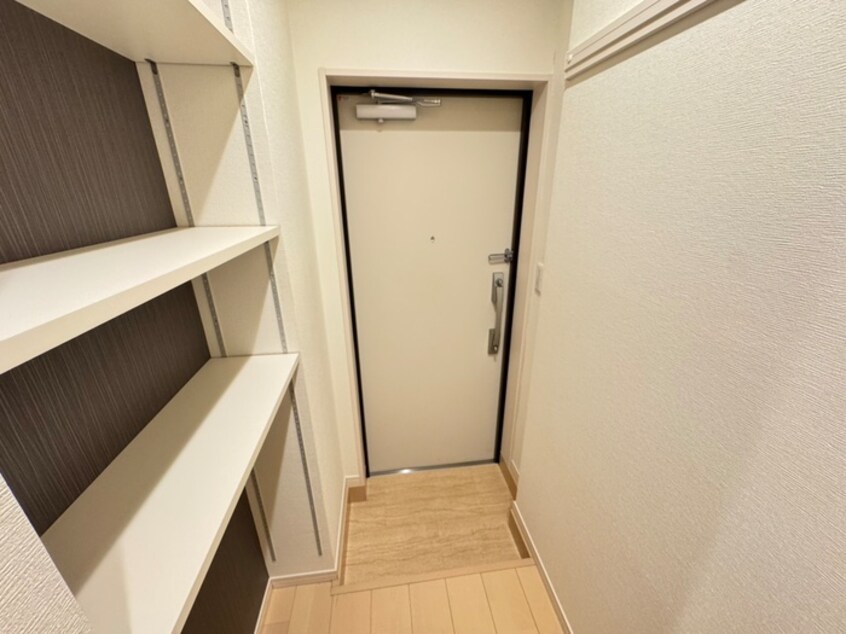 玄関 ﾙ･ﾃﾞｾｰﾙ堺