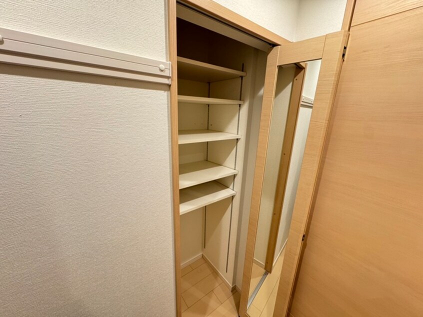 靴箱 ﾙ･ﾃﾞｾｰﾙ堺