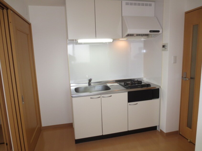 キッチン ｴｽｶ-ｻ阿倍野ﾊﾟ-ｸﾋﾞｭ-(1002)