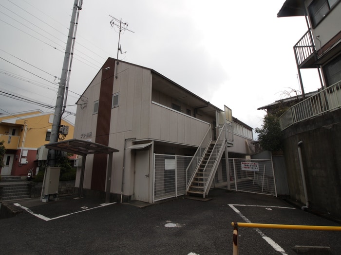 外観写真 プチ山岡