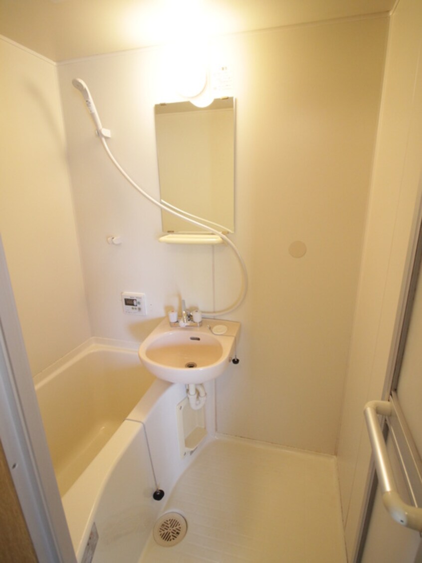 バス／シャワールーム等 プチ山岡