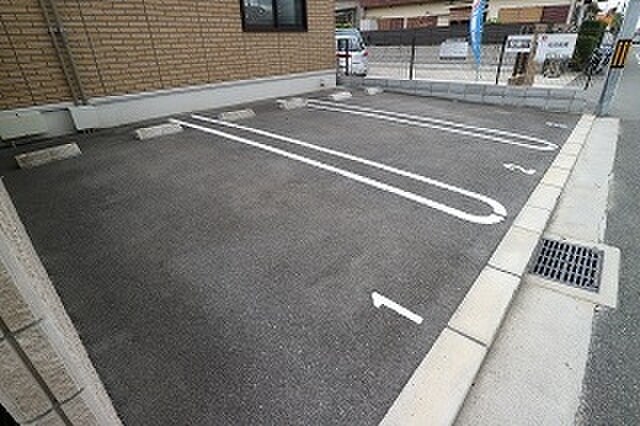 駐車場 プリムローズ