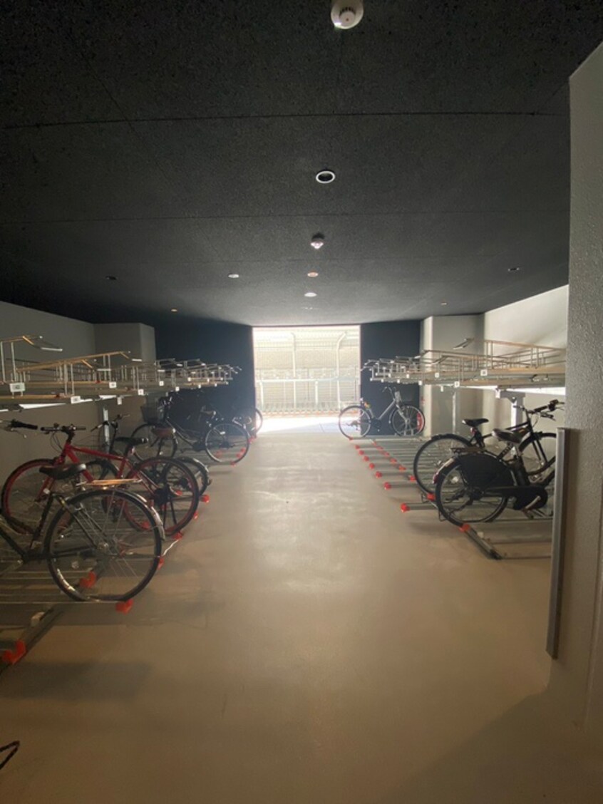 駐輪場 S-RESIDENCE難波大国町Deux