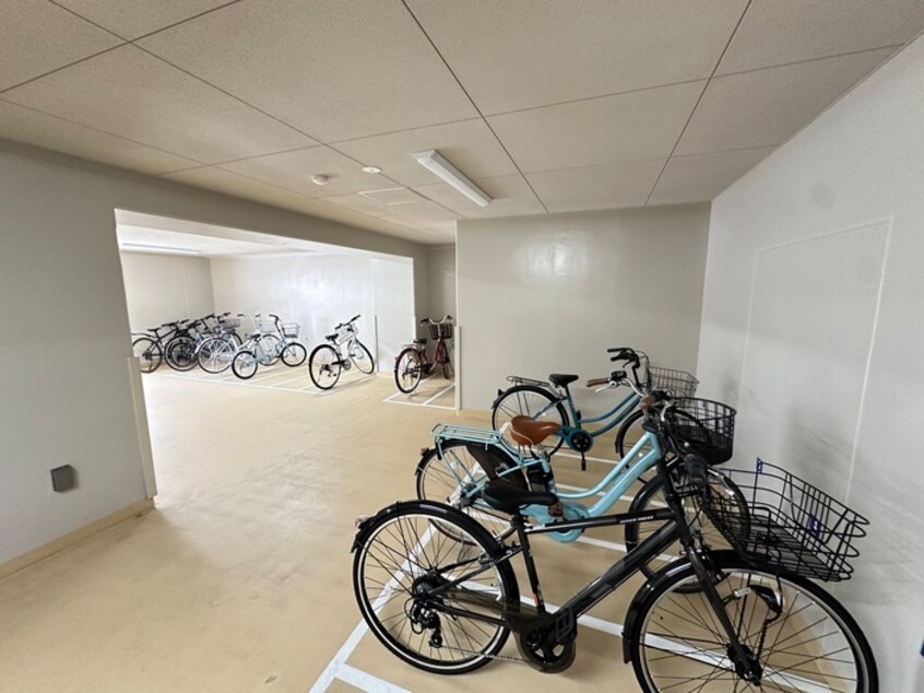 駐輪場 レグルス吹田元町