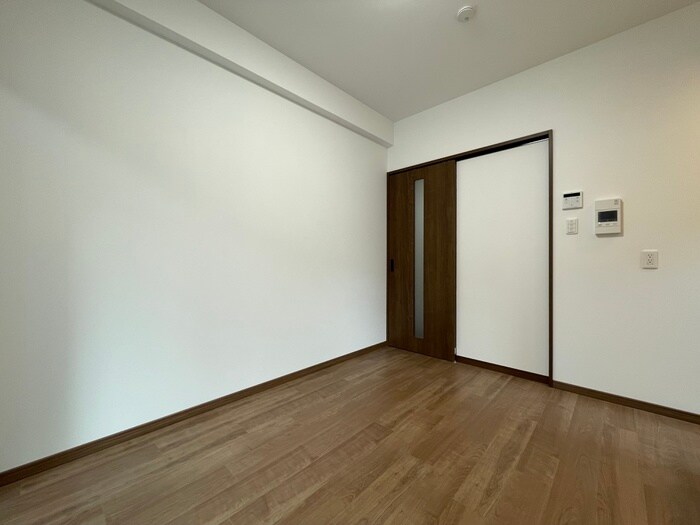 居室 Toshin Architect Bldg