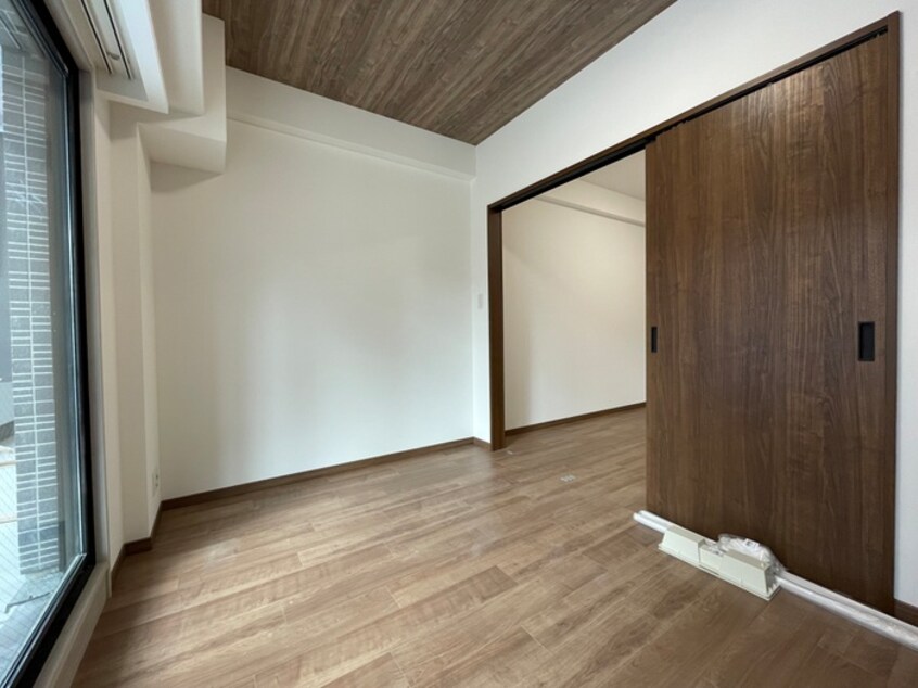 居室 Toshin Architect Bldg