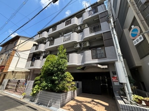 コニファーコート吉村