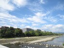 鴨川(公園)まで290m グリ－ンベルコ－ト