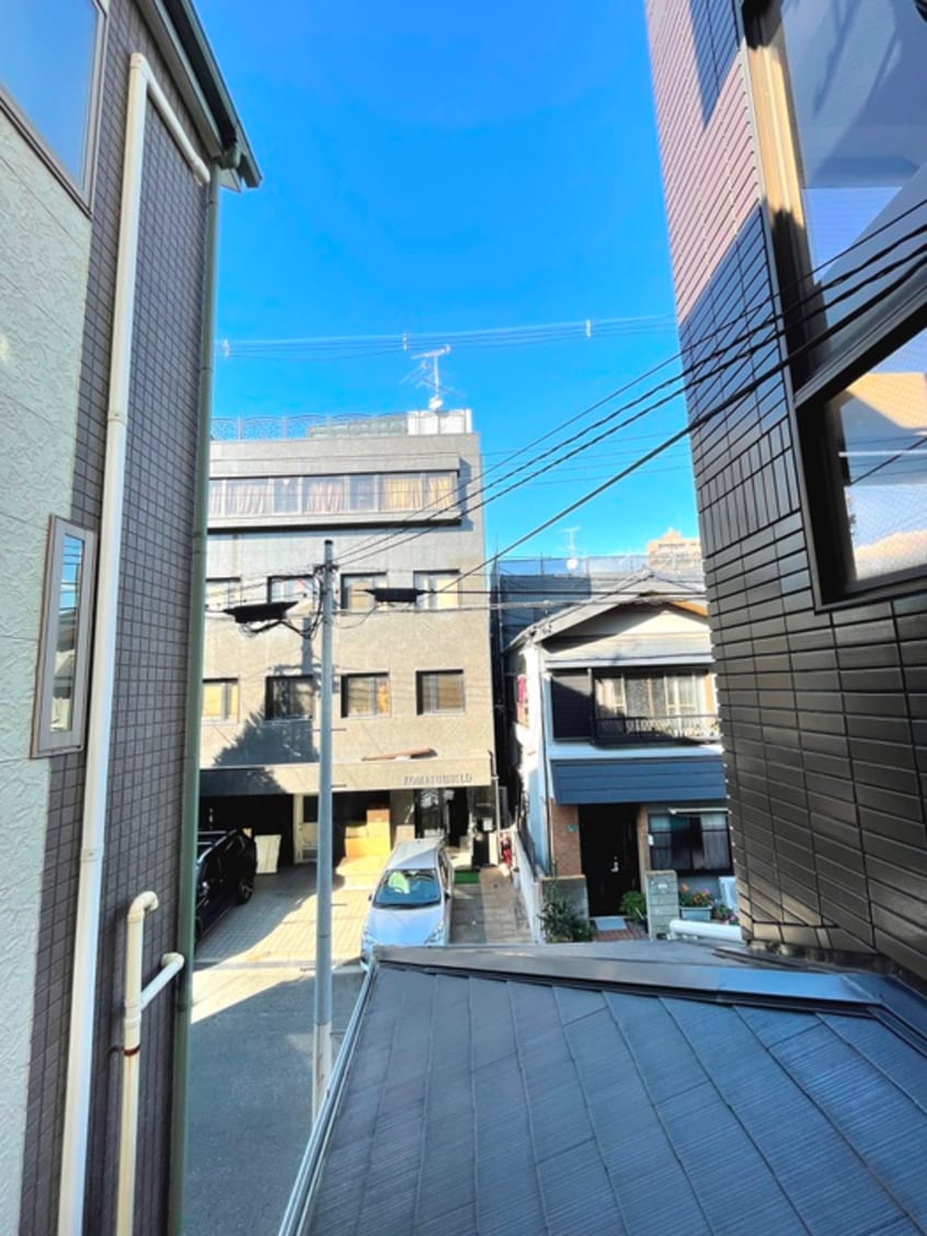 室内からの展望 ピ－スフルハウス