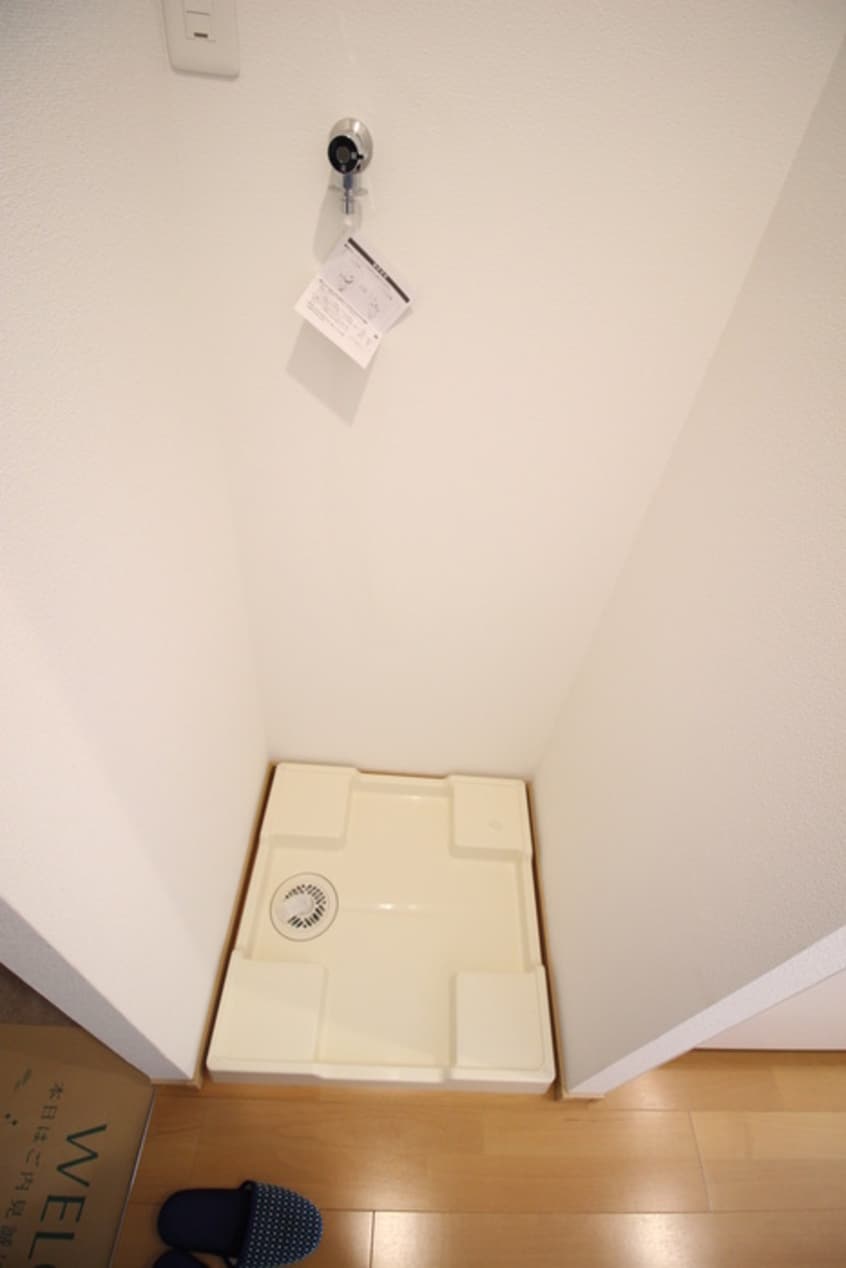 洗濯機置場 FmaisonLOREⅥ番館