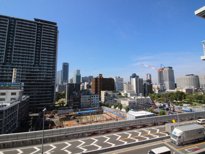 室内からの展望 リップルビガー扇町