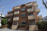 ﾗｲｵﾝｽﾞﾏﾝｼｮﾝ服部第２(301)