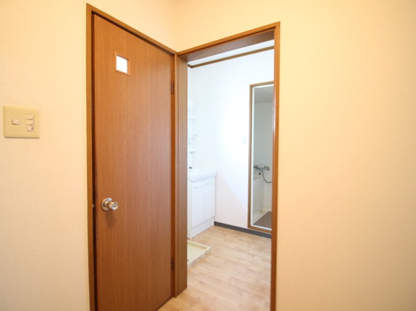 廊下 パ－クサイド昆陽