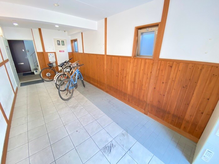 駐輪場 マルティ円町