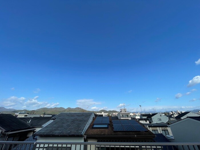 室内からの展望 マルティ円町