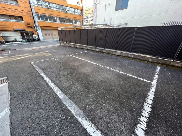 駐車場 ロジュマン上本町