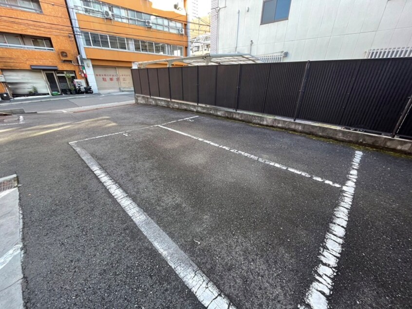 駐車場 ロジュマン上本町