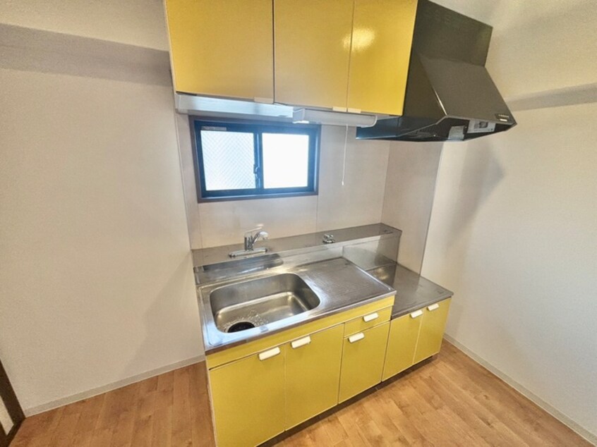 キッチン ロジュマン上本町