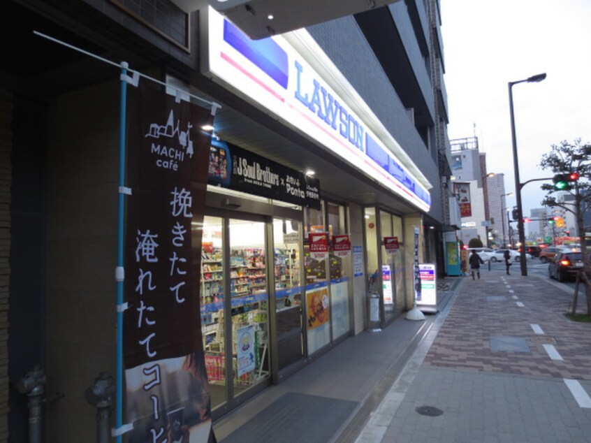 ローソン大阪城北詰駅前店(コンビニ)まで140m アプリーレ大阪城北