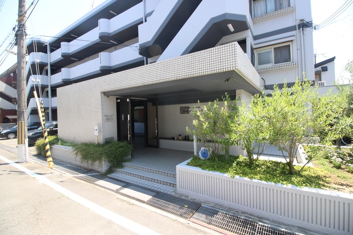 エントランス部分 万代マンションⅠ