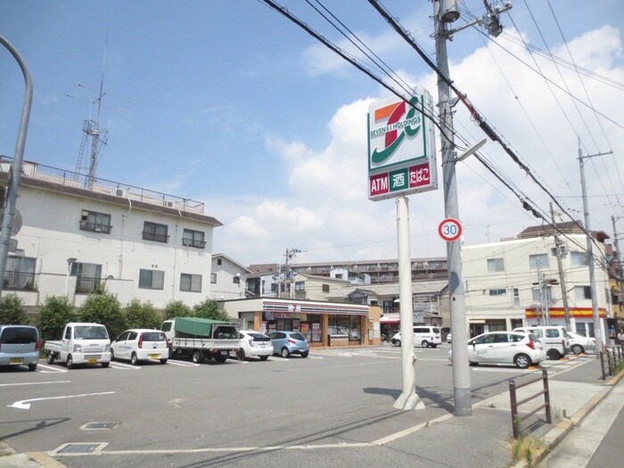 セブンイレブン塚本6丁目店(コンビニ)まで140m 清光ハイツ