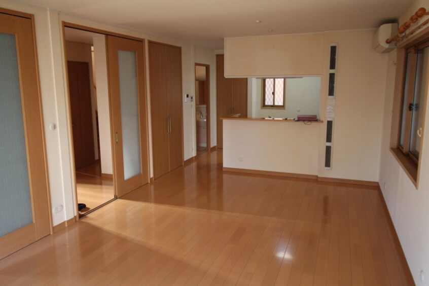 居室 彩都あさぎ6丁目戸建