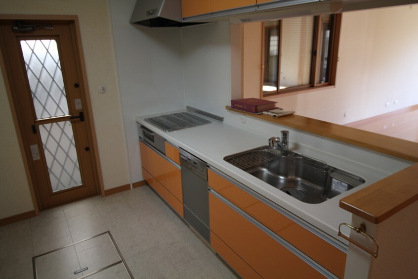 キッチン 彩都あさぎ6丁目戸建