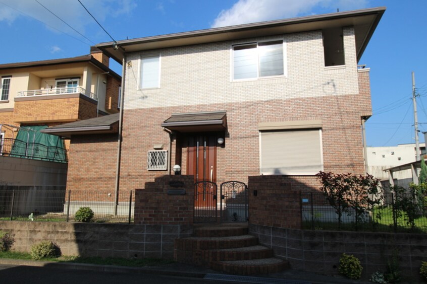 エントランス部分 彩都あさぎ6丁目戸建