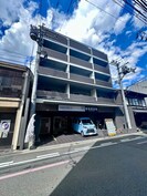 フォース二条城東の外観