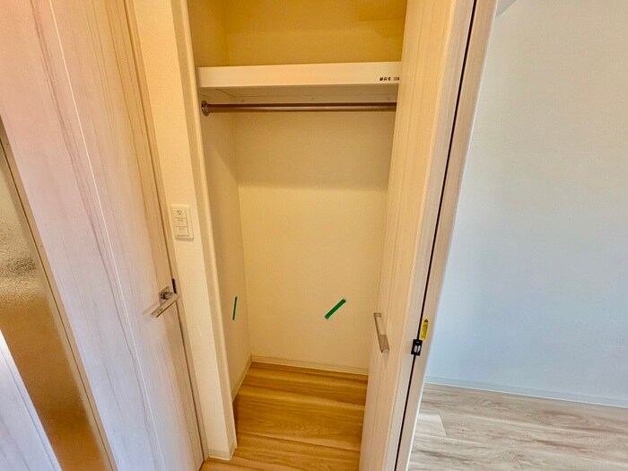 収納 ﾌﾟﾚｻﾝｽ天神橋ｽｶｲﾙ(1202)