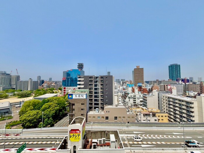 室内からの展望 ﾌﾟﾚｻﾝｽ天神橋ｽｶｲﾙ(1202)